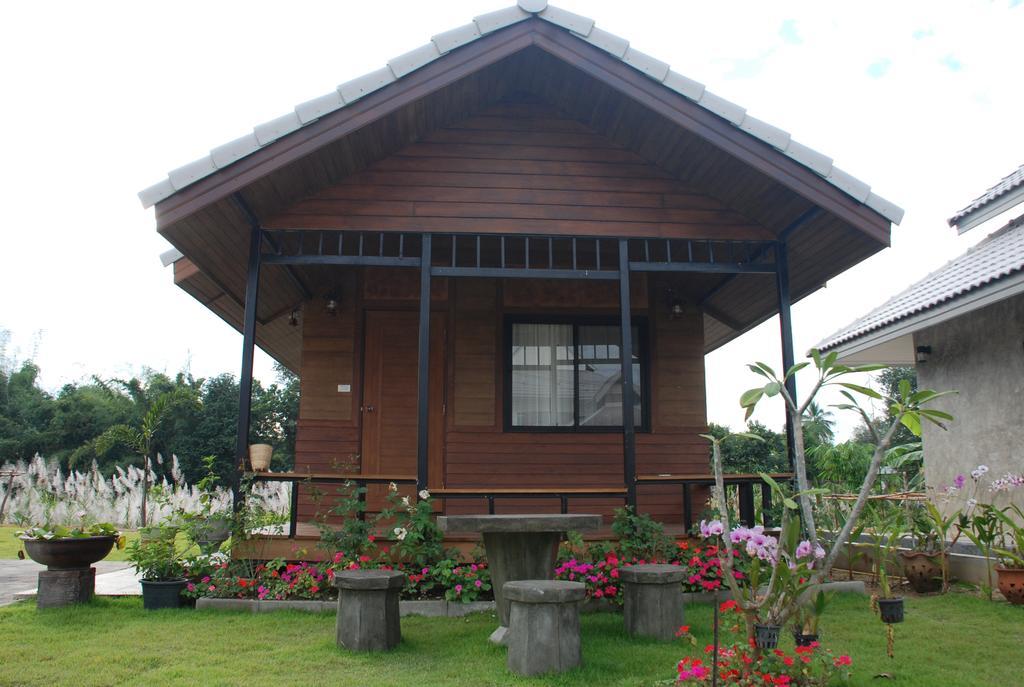 Pak Ping Ing Jai Hotel Ban Mai  Bagian luar foto